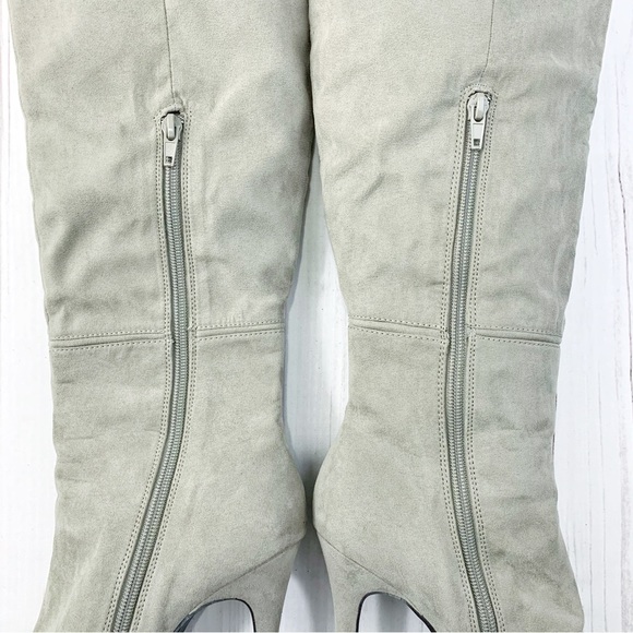 Chinese Laundry Gray Over The Knee Stretch Boots - Picture 10 of 13